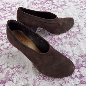 Coclico Prey Bootie, Heels Shoes Brown Leather, Size 7
